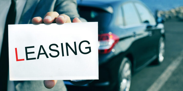 Was ist in Österreich günstiger: Leasing oder Kredit?