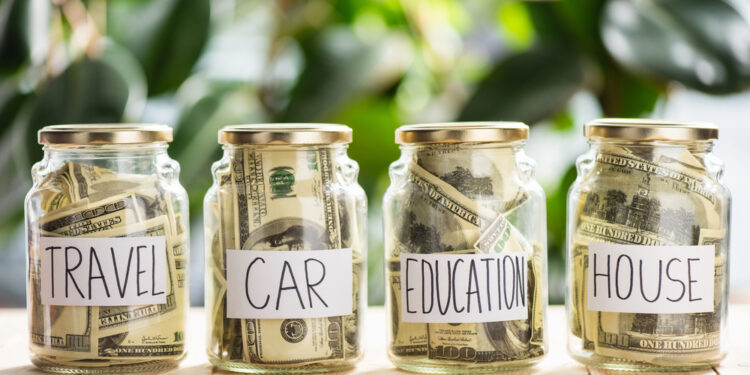 Neun Milliarden Euro Kaufkraftverlust: Was die Österreicher bei Spareinlagen erlitten haben